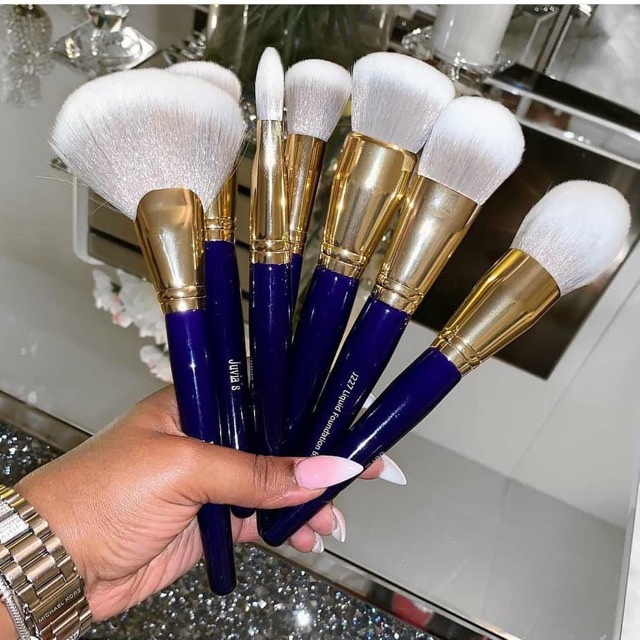JUVIA’S PLACE The Royal Set de 7 Pinceaux