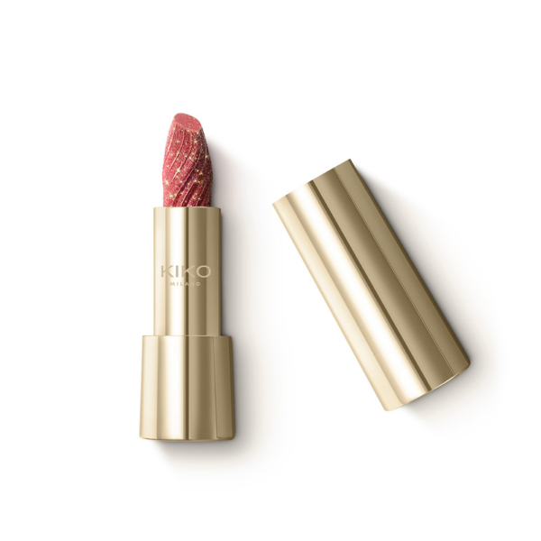 a-holiday-fable-lipstick