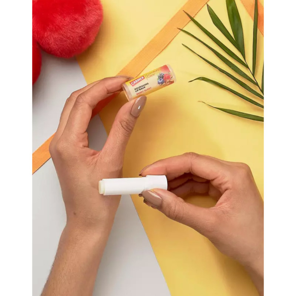 carmex-lop-balm