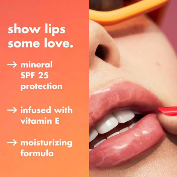 show-lips-show-love